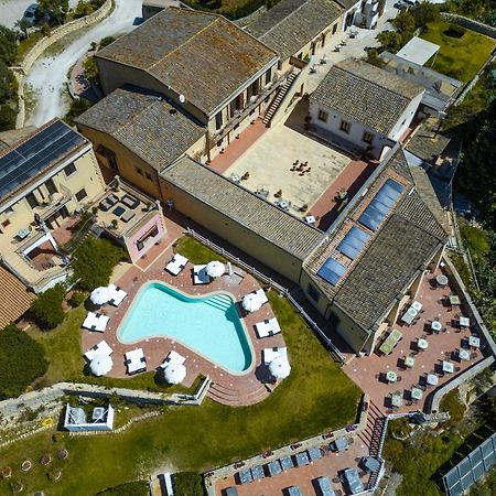 Hotel La Corte Del Sole Lido di Noto Екстериор снимка